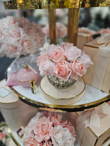 COTE NOIRE - LUXURY ROUND 13 ROSE BUDS BOUQUET IN MIXED PINK - RRB14